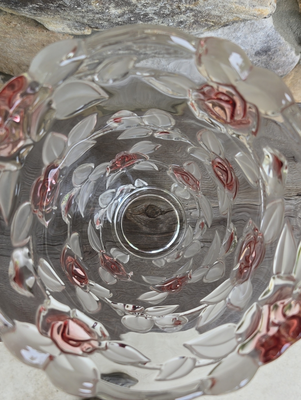 Vintage Mikasa Bella Rose Pink Glass Flower Vase 3D Raised Floral Design - Picture 6 of 8